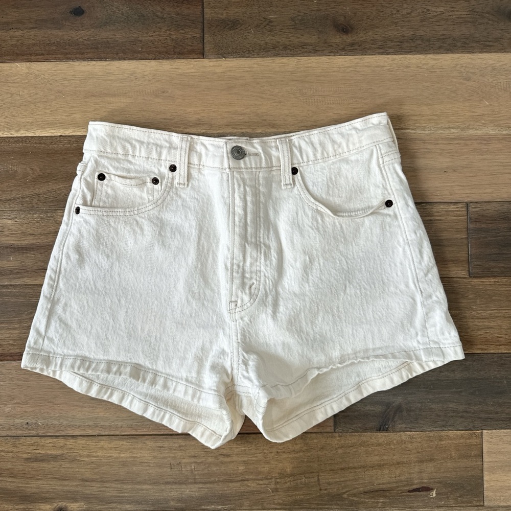 Abercrombie & Fitch Cream High Waist Shorts
